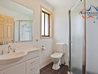 9 Tumut Place, St Clair