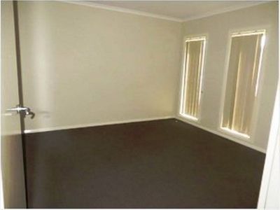 23 Mulla Avenue, Jordan Springs