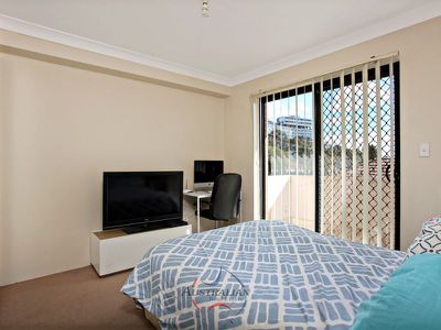 9 / 21-23 Hinkler Avenue, Warwick Farm