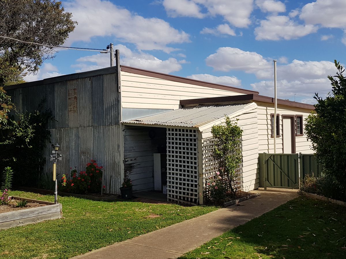 2 Edward St , Rochester