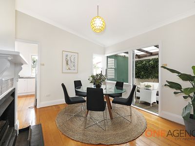 8 Mackenzie, Rozelle