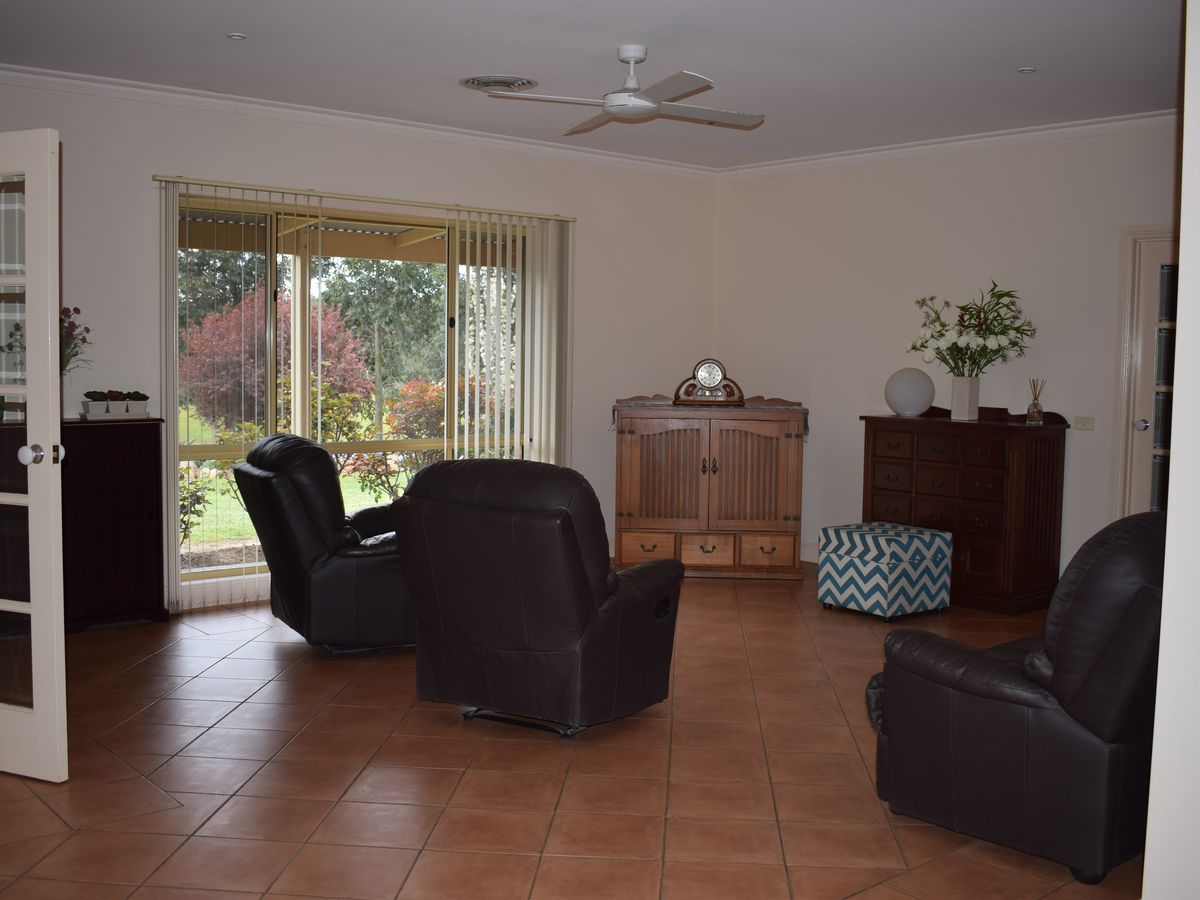 517 Crusoe Road, Lockwood South