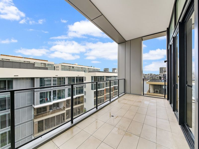 722 / 10 Half Street, Wentworth Point