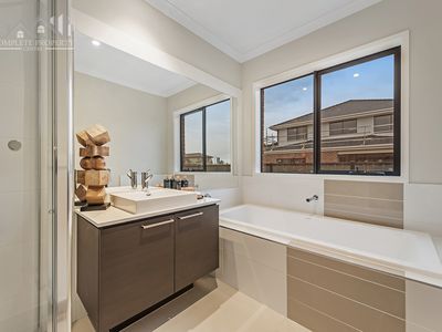 19 Canal Way, Craigieburn