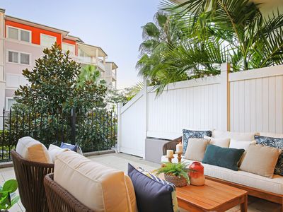 212 / 2 Palm Avenue, Breakfast Point