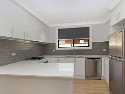 80 Alpine Circuit, St Clair