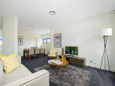 3 / 2 McCausland Place, Kellyville
