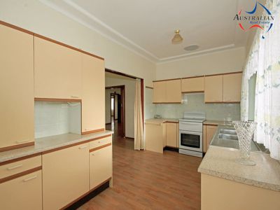 3-4 Shamrock Court, St Clair