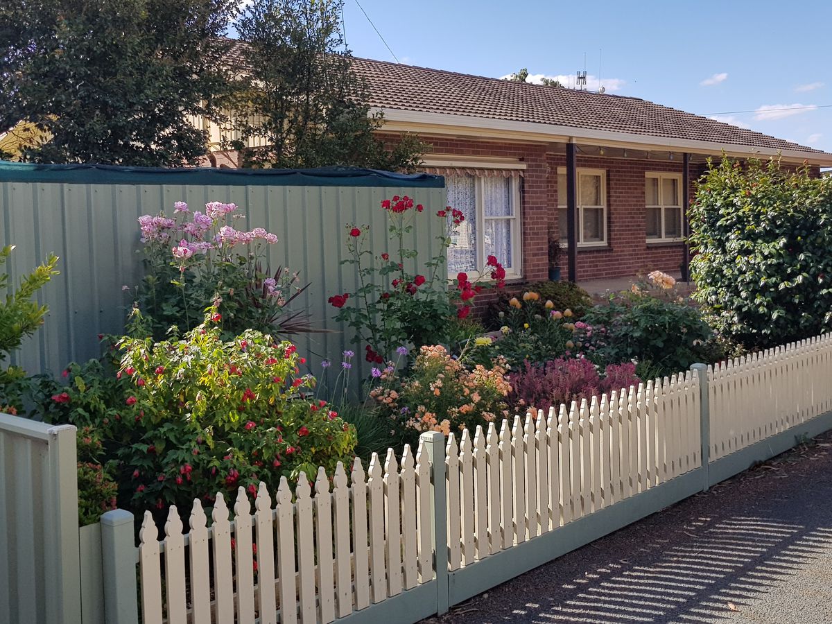 2 Edward St , Rochester