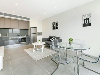 807 / 18 Ebsworth Street, Zetland