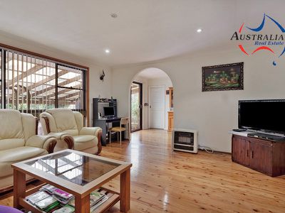 5 Hay Close, St Clair