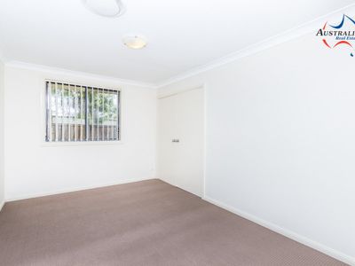 4 Bond Place, Oxley Park