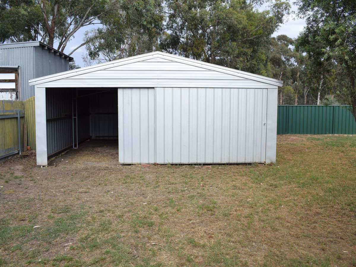 18 Powlett Road, Inglewood