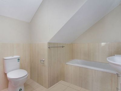 1 / 6 Canberra Street, Oxley Park