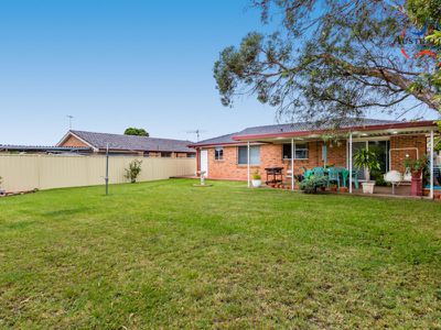 74 Windrush Circuit, St Clair