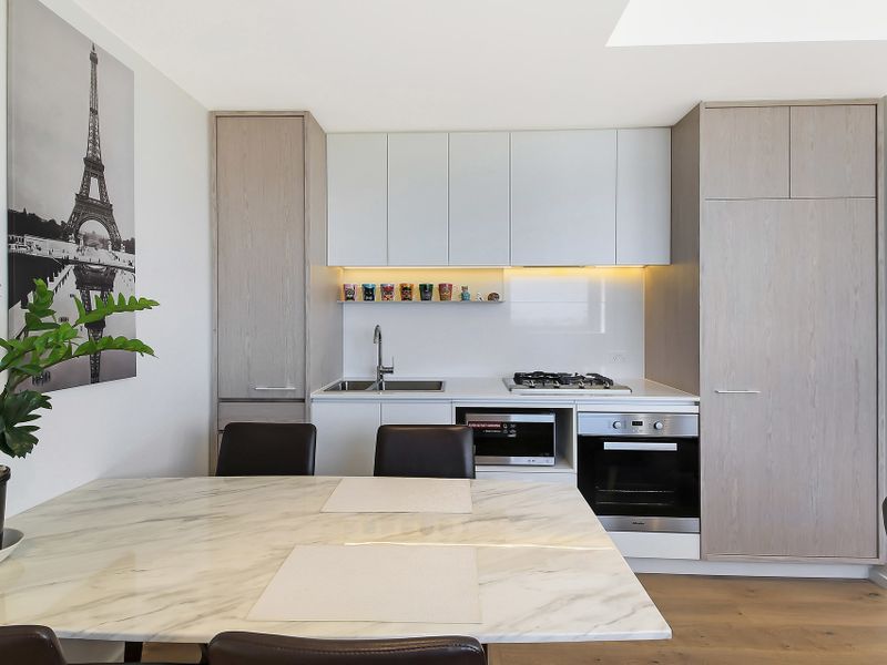 1218 / 1 Steam Mill Lane, Haymarket