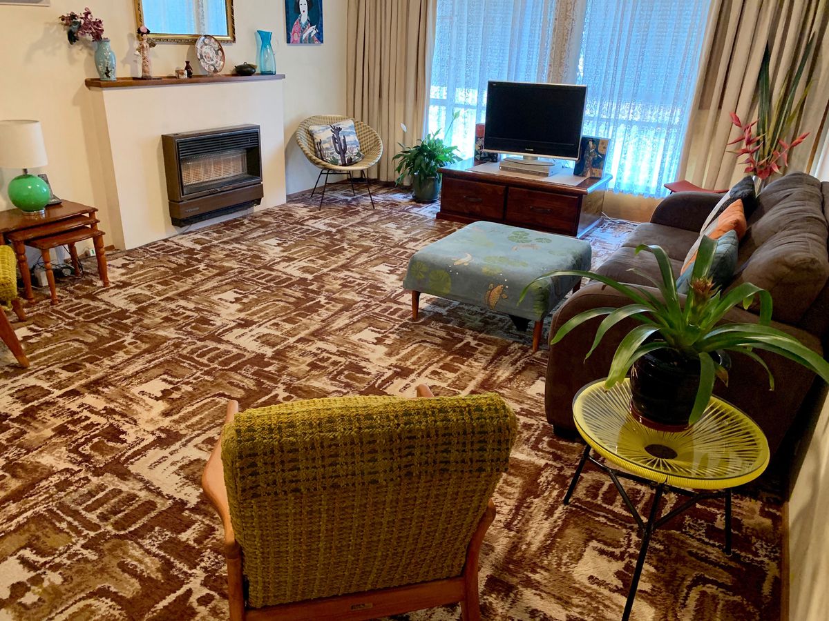 17 MacKenzie Street West, Golden Square