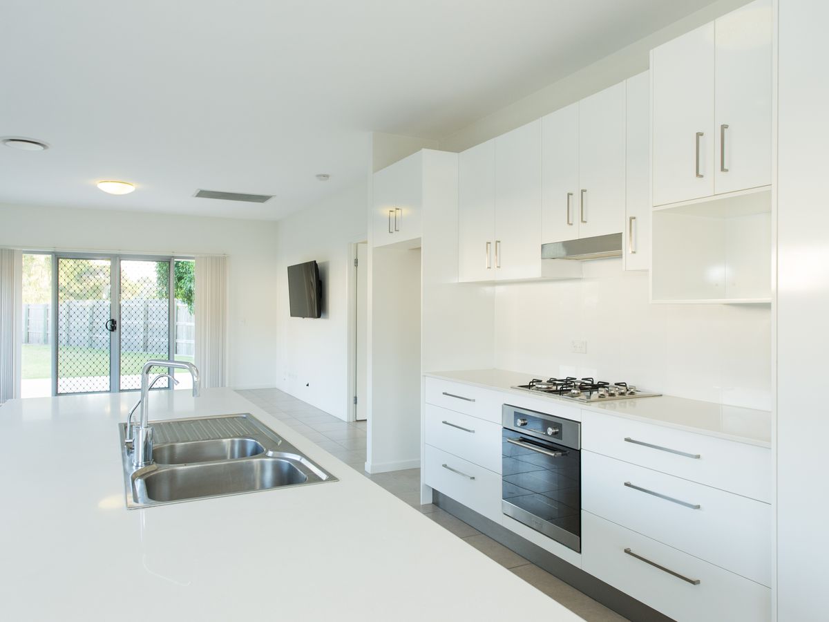 1 / 7 debra st, Salisbury