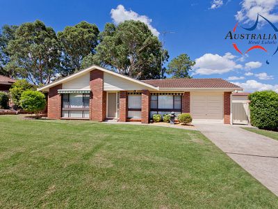 72 Pine Creek Circuit, St Clair