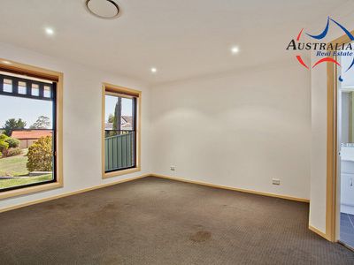 9 Tumut Place, St Clair