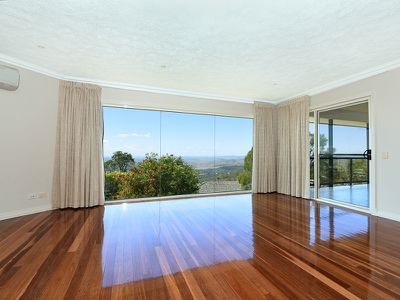 12 Katoomba Crescent, Prince Henry Heights