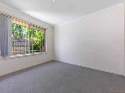 8 Crawford Way, Sunbury