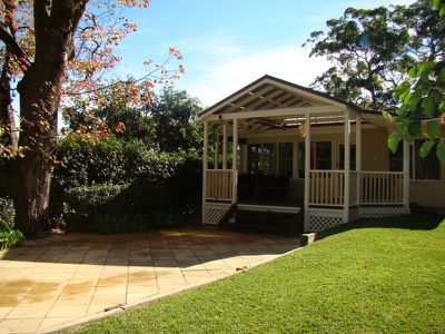 8 Essex Street, Killara