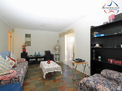 19 Anchorage Street, St Clair