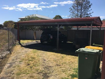 2 / 241 Long Street, South Toowoomba