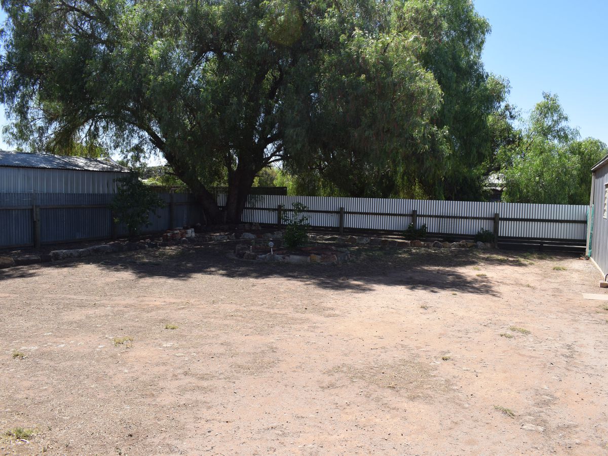 57 Grant Street North, Inglewood