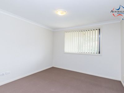 4 Bond Place, Oxley Park