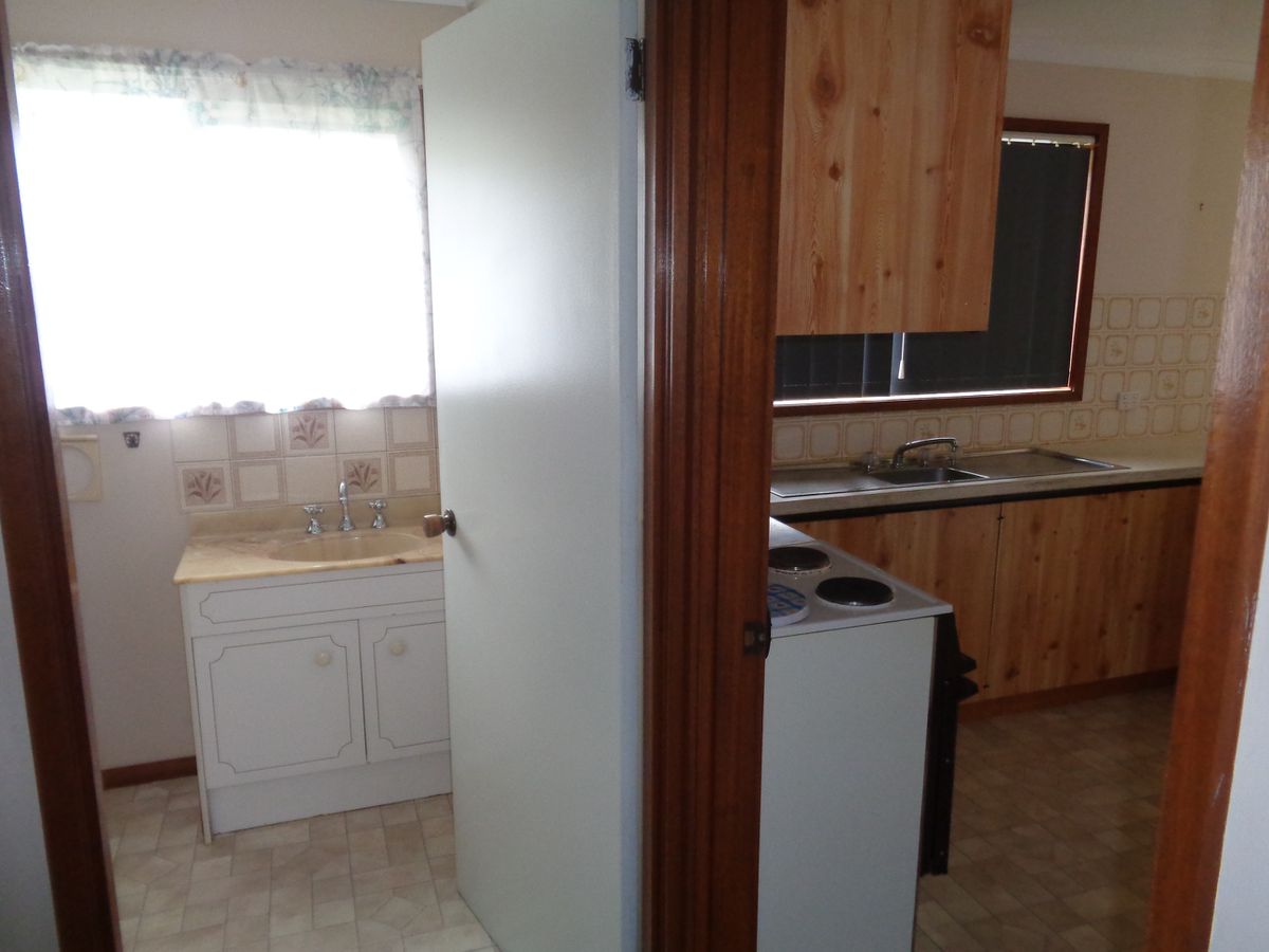 2 / 13 Hart Street, Rochester