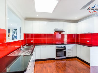 2 Netherton Avenue, St Clair