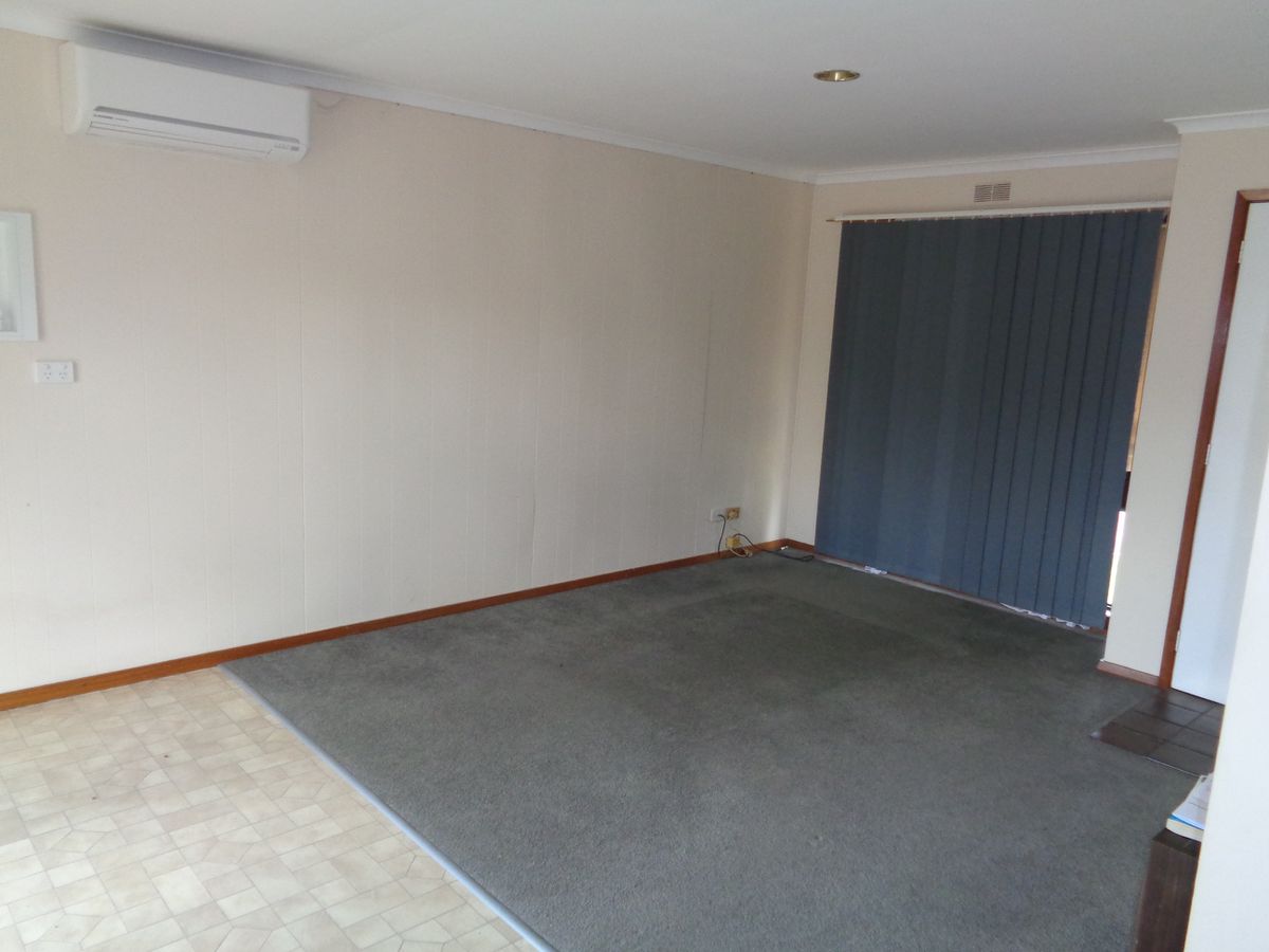 2 / 13 Hart Street, Rochester