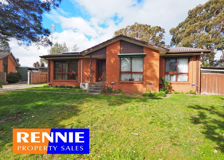 3 Coora Place, Churchill 3 Coora Place, Churchill