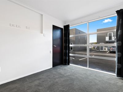 14 / 27 Waterman Place, Woolston