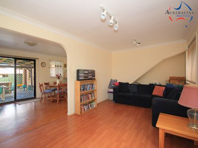 45 Pine Creek Circuit, St Clair