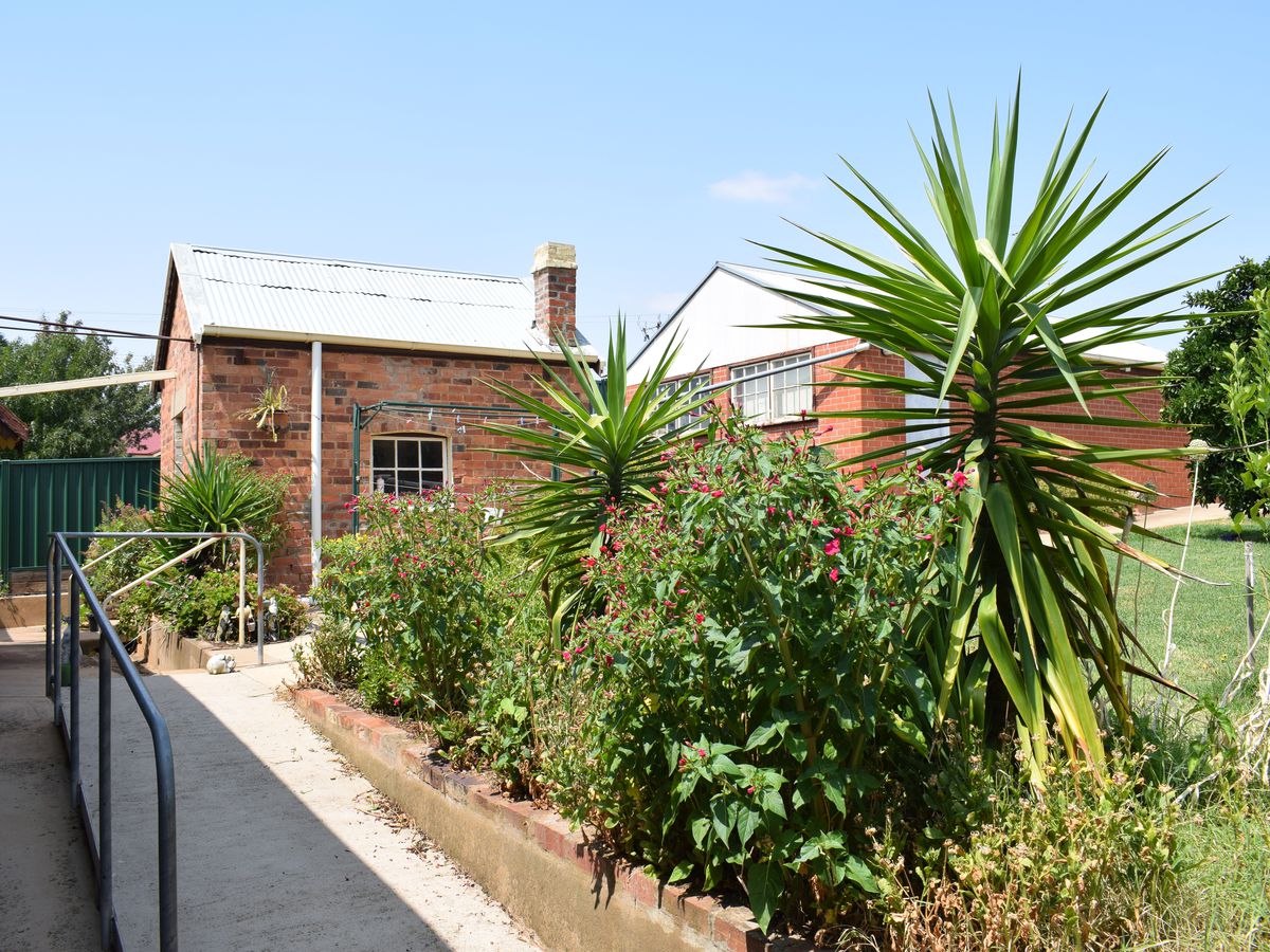 28 High Street, Wedderburn