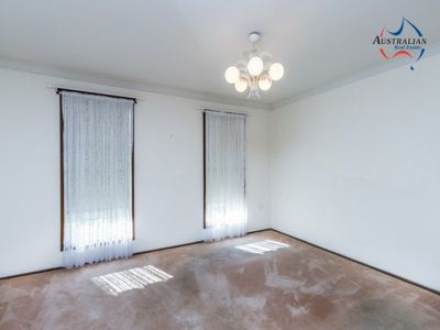 5 Bartok Grove, St Clair