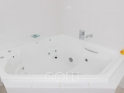 7 / 68B Esplanade, Darwin City