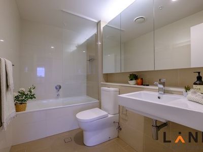 712 / 2 Saunders Close, Macquarie Park