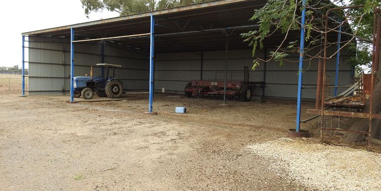 Shepparton-Violet Town Road, Tam... Shepparton-Violet Town Road, Tam...