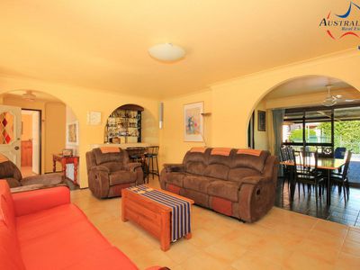 1 Plover Close, St Clair