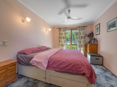 1277 Three Chain Road, Newham