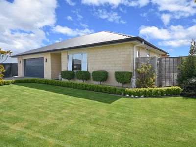 16 Showgate Crescent, Mosgiel