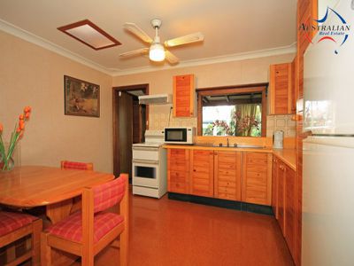 9 Yarrabee Place, Colyton