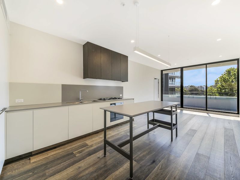 308A / 2 Thread Lane, Waterloo