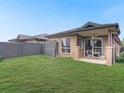 48 Wildflower Circle, Jordan Springs