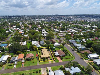 1 Primrose Street, South Toowoomba