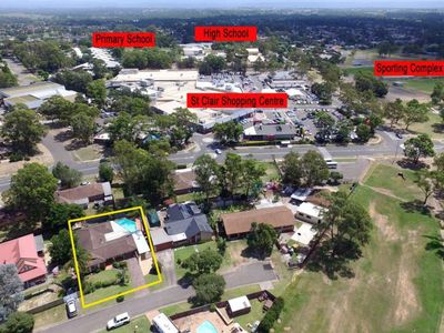 7 Barossa Close, St Clair